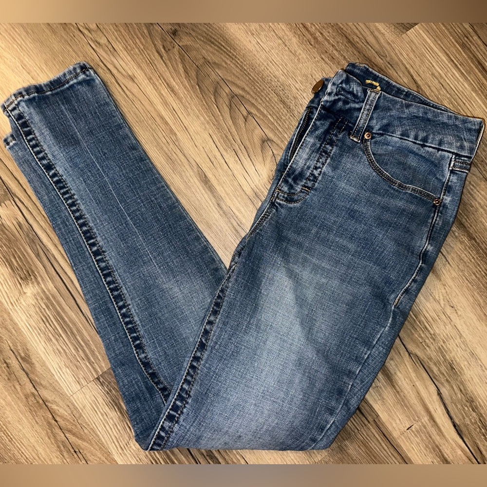 Seven7 Women’s Skinny Medium Wash Blue Jean US-6